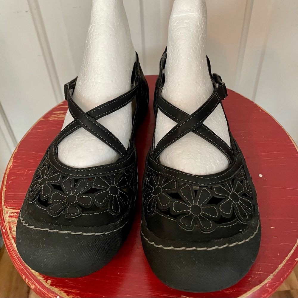 JBU by Jambi MaryJanes